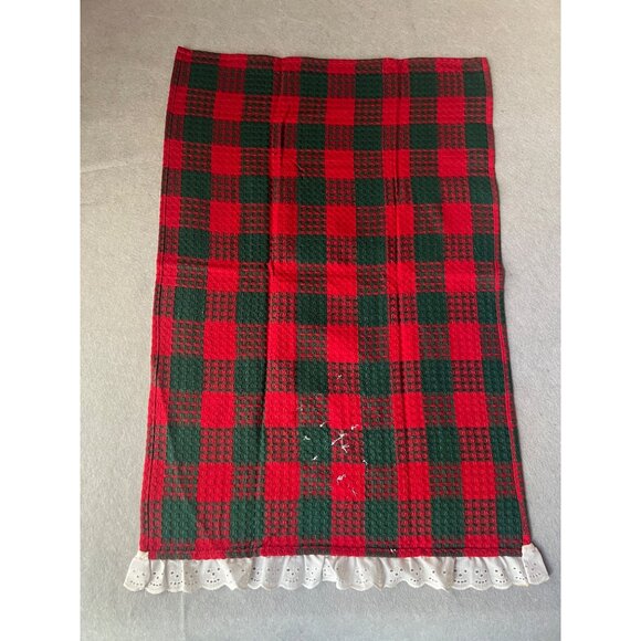 Red & Green Tea Towel Battenburg Lace & Buttons Embellishment 30.5x20 Gift NWOT - Picture 4 of 5